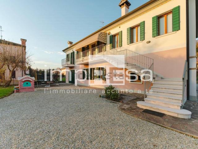 Casa in vendita a Caonada, Montebelluna