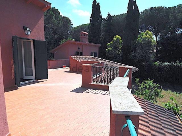 Casa in vendita a Fonte Laurentina, Montecompatri