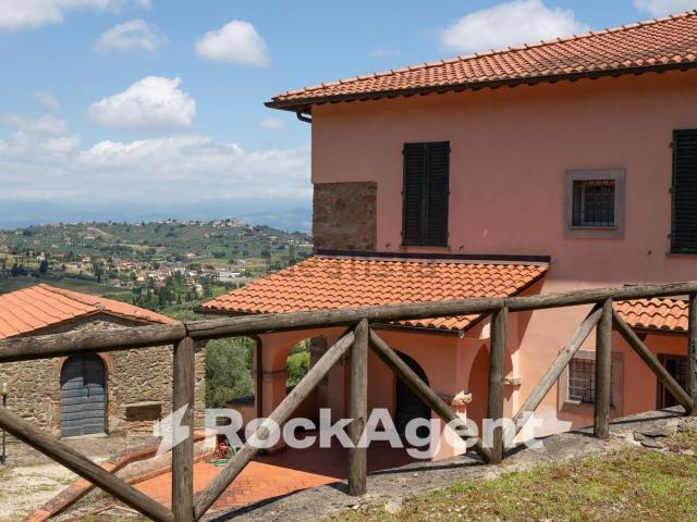Casa in vendita a Carmignano, Toscana