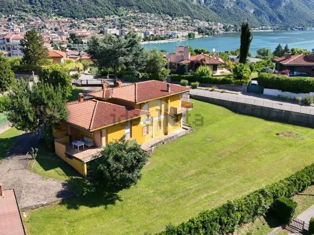 Casa in vendita a Paratico, Lombardia