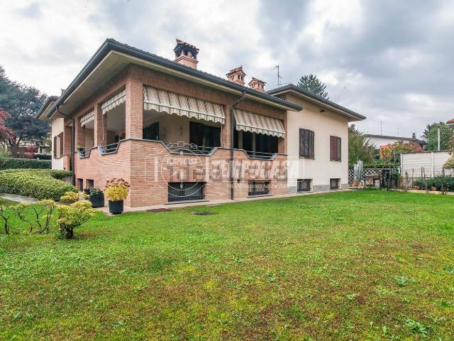 Casa in vendita a Cassina Ferrara, Saronno