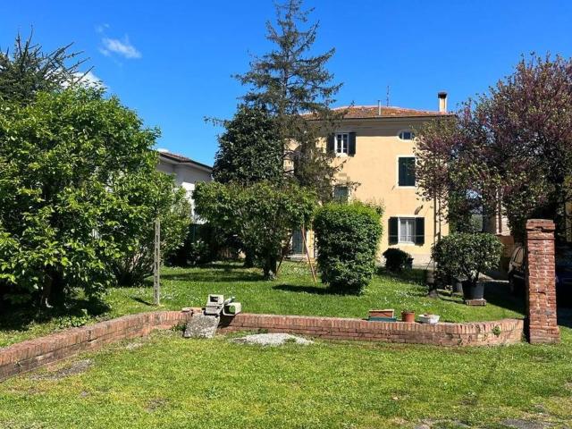 Casa in vendita a Carraia, Capannori