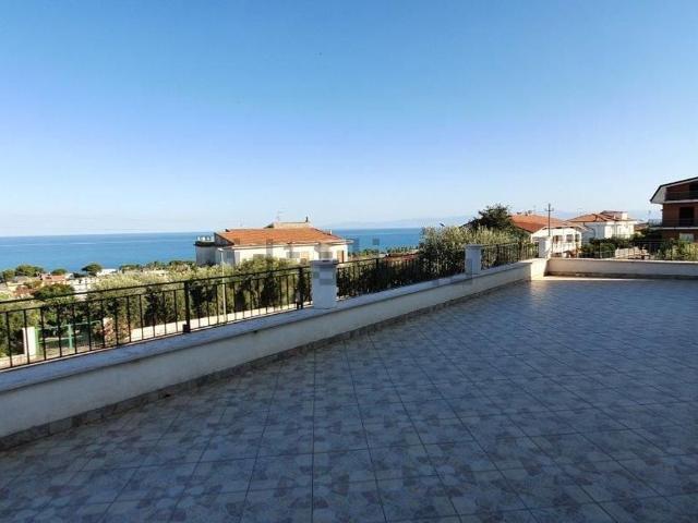 Casa in vendita a Calabria, Cosenza