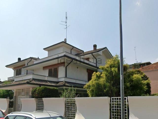 Casa in vendita a Porta Casale, Piemonte