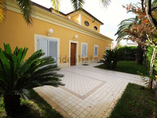 Casa in vendita a Ragnola, Marche