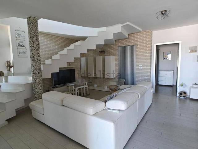Casa in vendita a Cappelle sul Tavo, Pescara