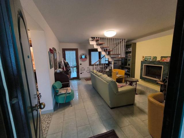 Casa in vendita a Marche, Pesaro E Urbino