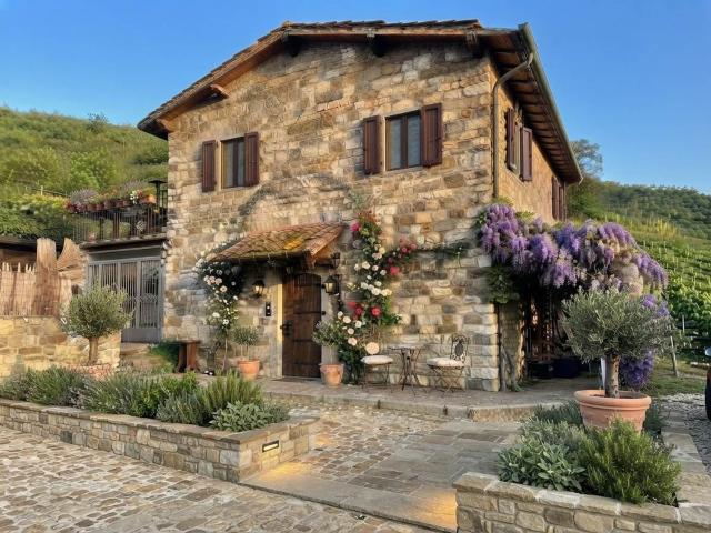 Casa in vendita a Monteloro, Pontassieve