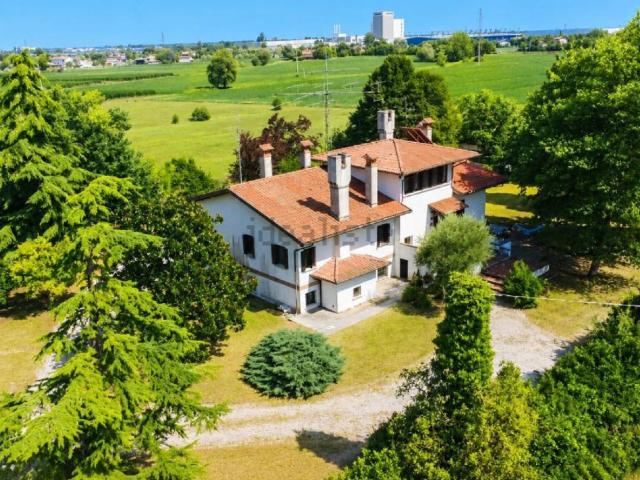 Casa in vendita a Confine, Portogruaro