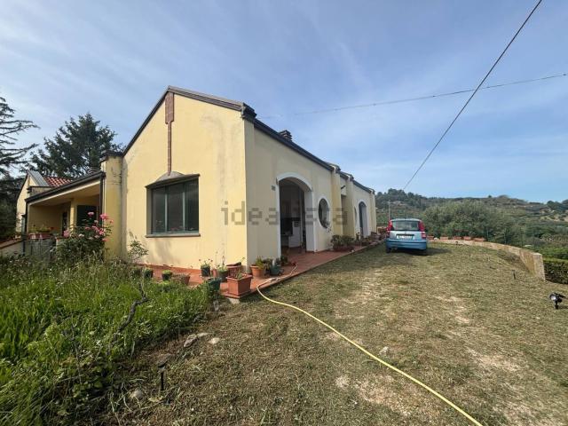 Casa in vendita a Marche, Ascoli Piceno