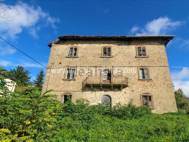 Casa in vendita a Unione dei Comuni Montani Amiata Grossetana, Santa Fiora