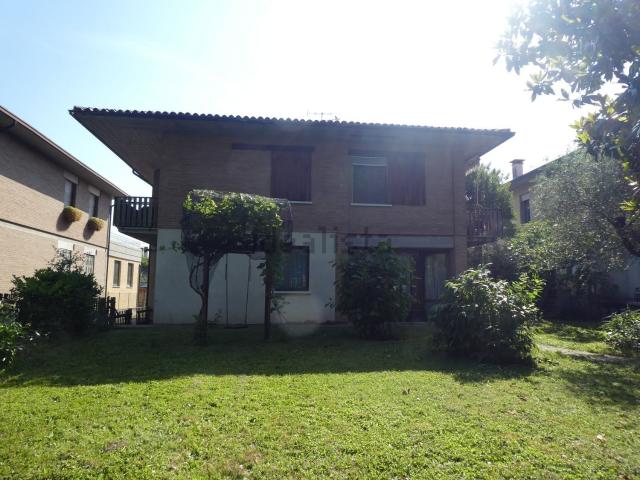 Casa in vendita a Pilastroni, Bassano Del Grappa