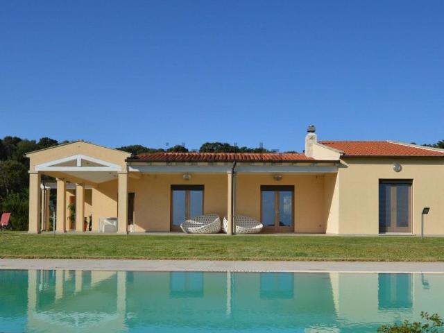 Casa in vendita a Telti