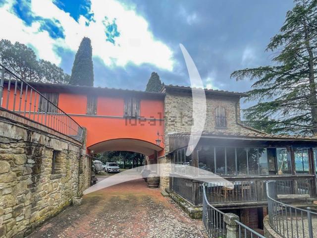 Casa in vendita a Palazzo Del Pero, Toscana