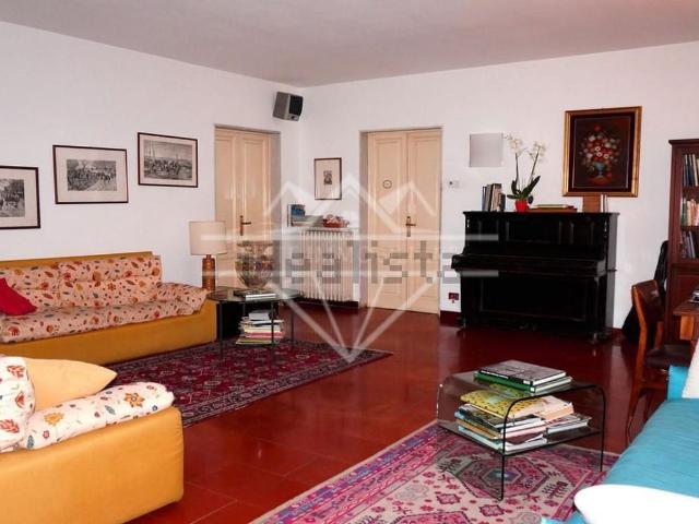 Casa in vendita a La Prada, Carrara