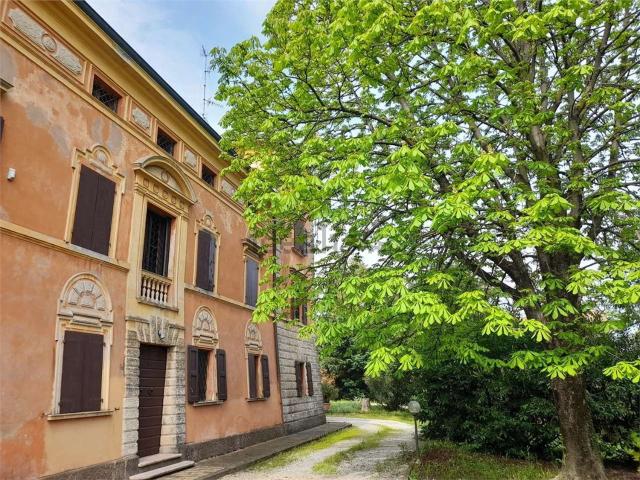 Casa in vendita a Tresinaro - Secchia, Re