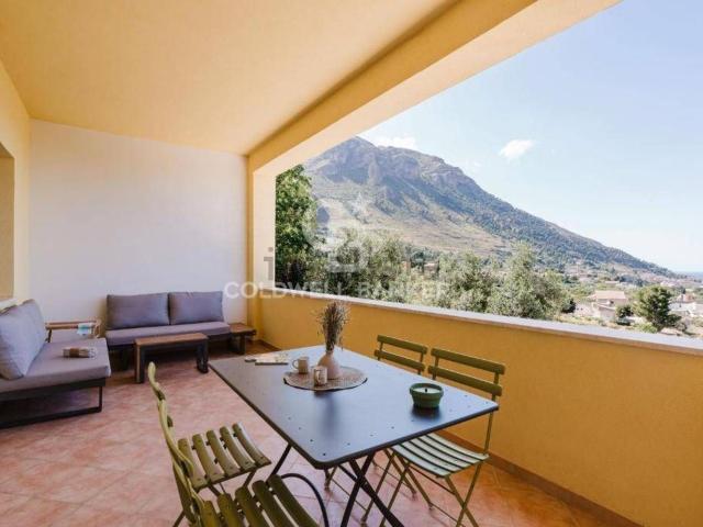 Casa in vendita a Castellammare Del Golfo, Sicilia