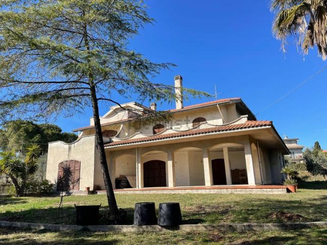 Casa in vendita a San Donato, Marche