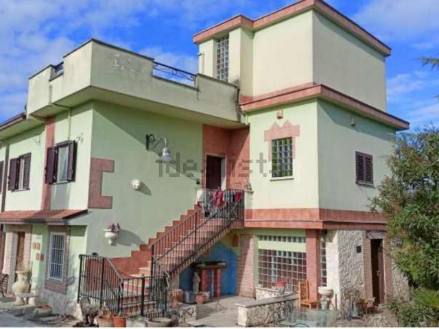 Casa in vendita a Pontecorvo, Lazio