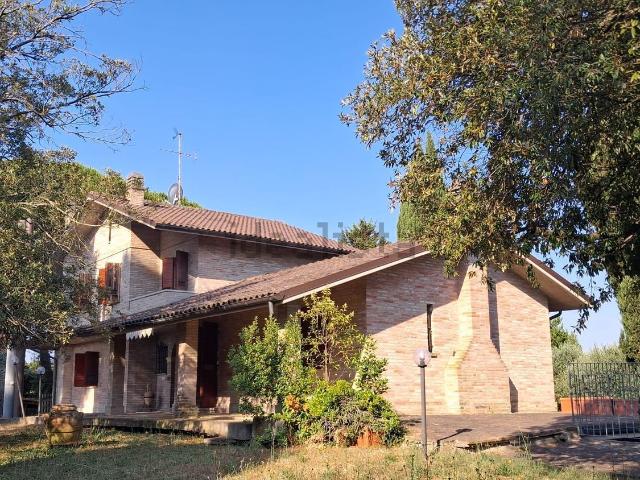 Casa in vendita a Trave, Marche