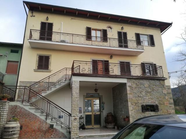 Casa in vendita a Bacialla, Cortona