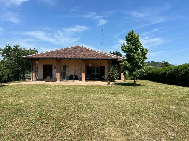 Casa in vendita a Piemonte, Asti
