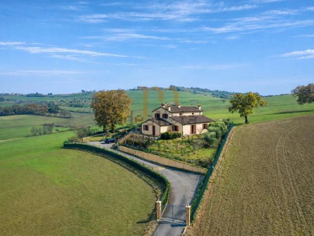 Casa in vendita a Marche, Pesaro E Urbino