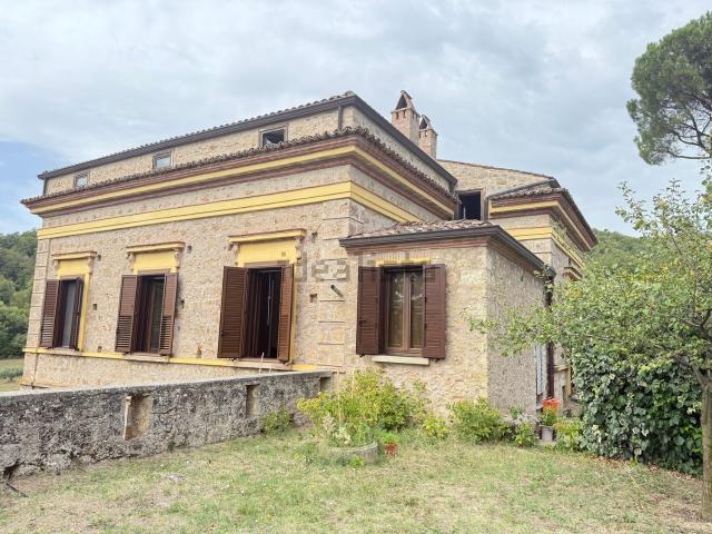 Casa in vendita a San Chirico Raparo, Basilicata