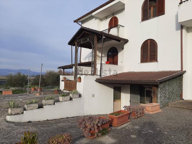 Casa in vendita a Capriati Al Volturno, Campania
