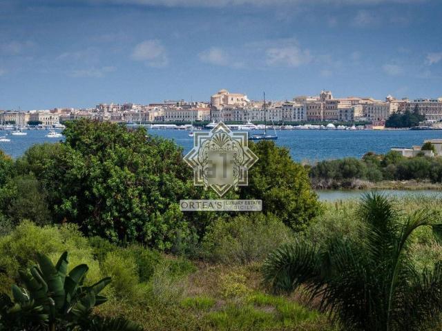 Casa in vendita a Siracusa, Sicilia