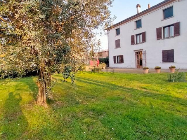 Casa in vendita a Bassa Reggiana, Re