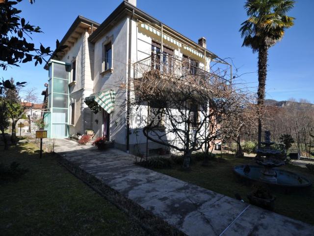 Casa in vendita a Cellina, Leggiuno