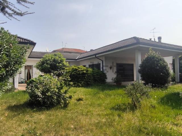 Casa in vendita a Nerviano, Lombardia