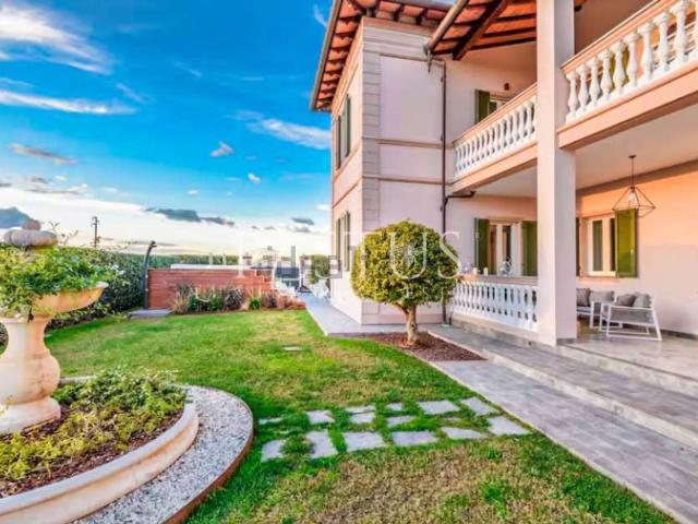 Casa in vendita a Vecchiano, Toscana