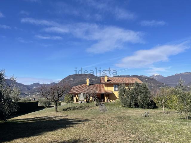 Casa in vendita a Cisano, San Felice Del Benaco