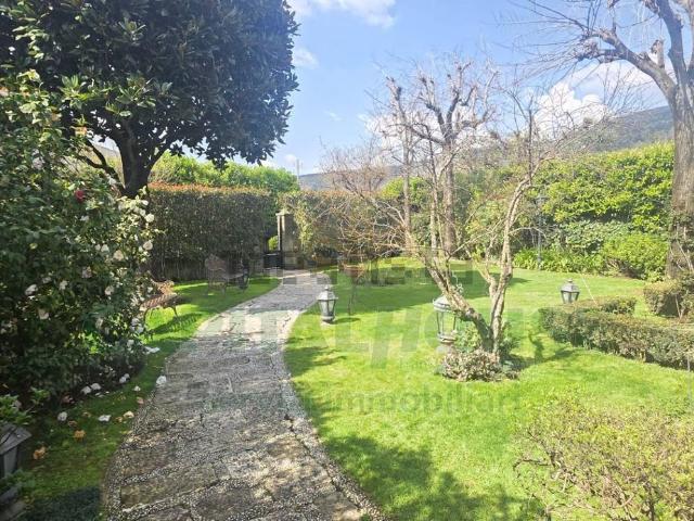 Casa in vendita a Mezzano, Caserta