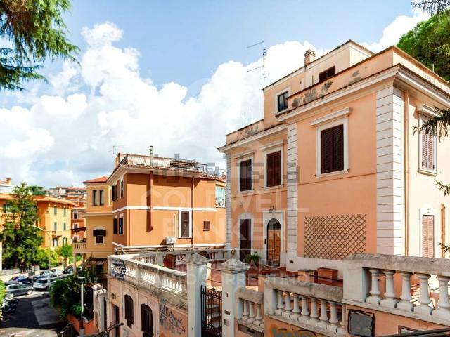 Casa in vendita a Municipio Roma XII, Roma Capitale