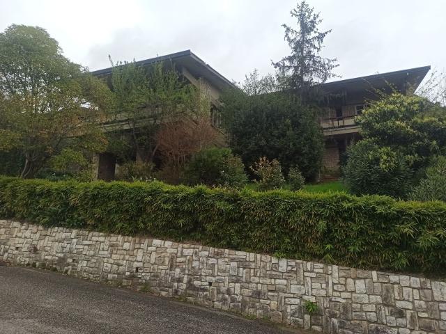 Casa in vendita a Grotta Parlanti, Montevettolini