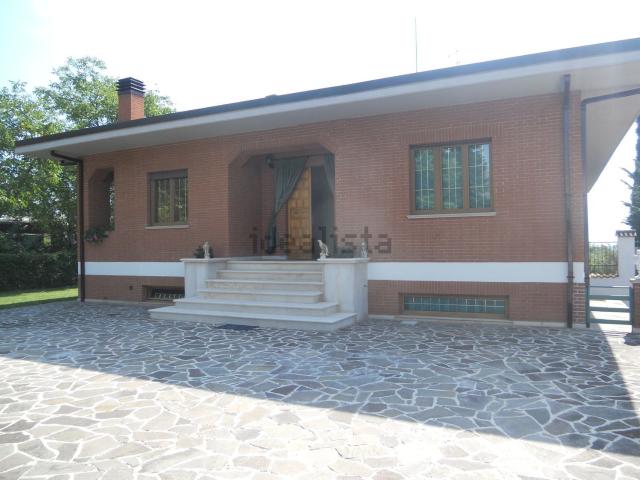 Casa in vendita a San Pelino, Avezzano