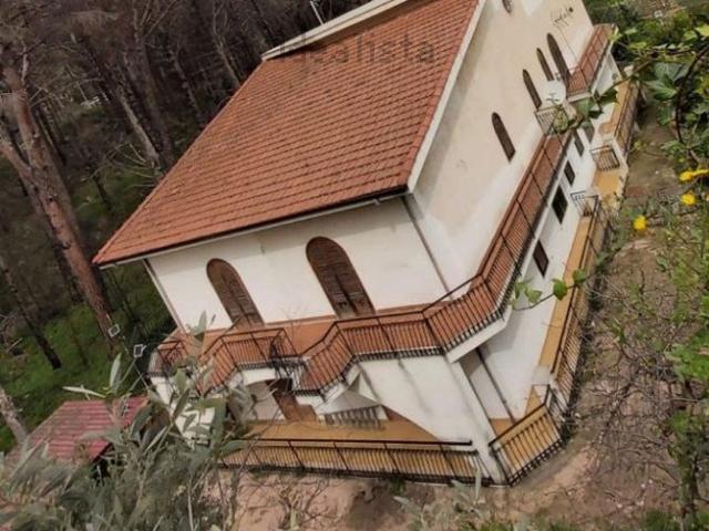 Casa in vendita a Monreale, Sicilia