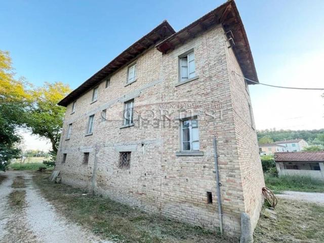 Casa in vendita a San Secondo, San Leo Bastia
