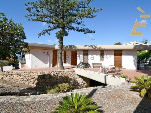 Casa in vendita a Mràxini Arrùbiu/Margine Rosso, Quartu Sant'elena