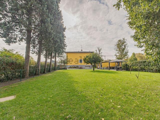 Casa in vendita a Triante, Monza