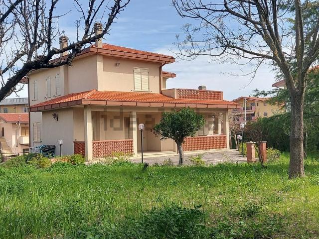 Casa in vendita a Altino, Abruzzo