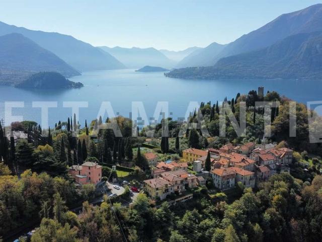 Casa in vendita a Varenna, Lombardia