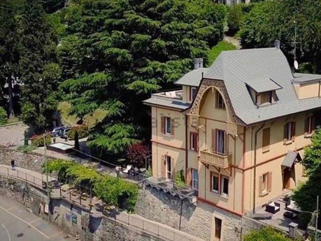 Casa in vendita a Brunate, Lombardia
