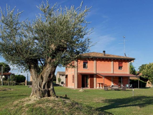 Casa in vendita a Ravenna, Reggio Emilia