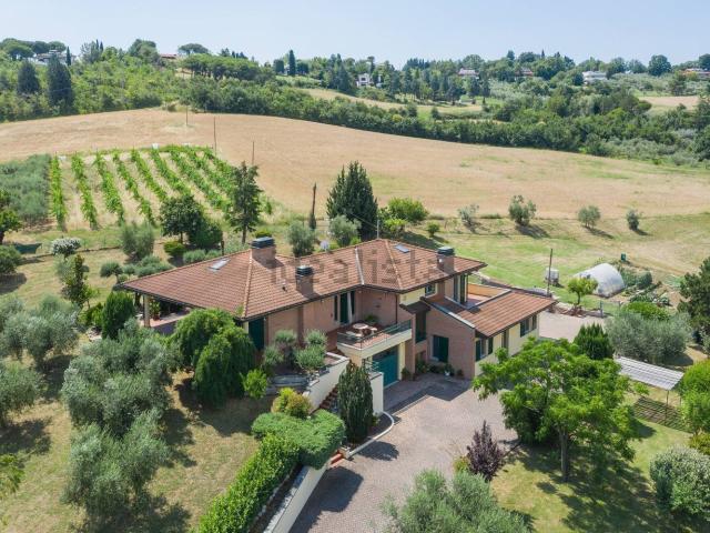Casa in vendita a Unione di comuni Valmarecchia, Santarcangelo Di