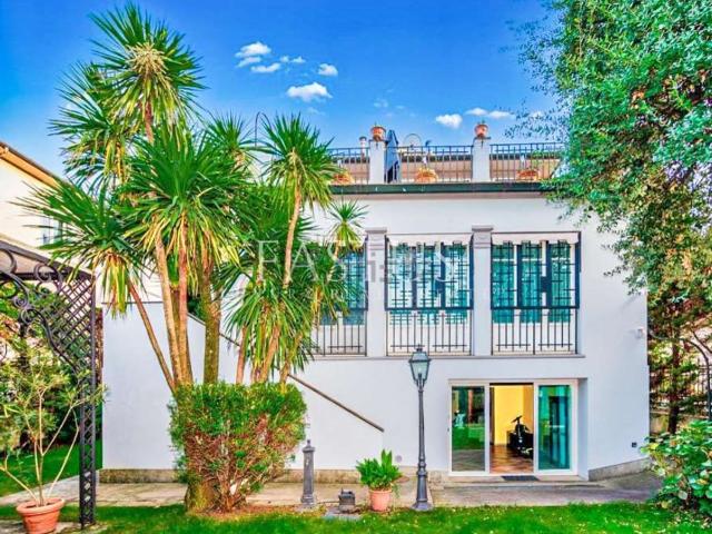 Casa in vendita a Sant'Anna, Bagni Di Lucca Ponte