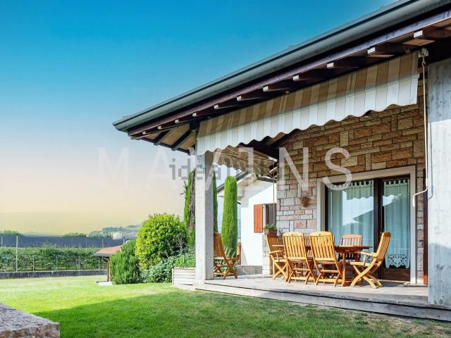 Casa in vendita a Santa Lucia, Pescantina